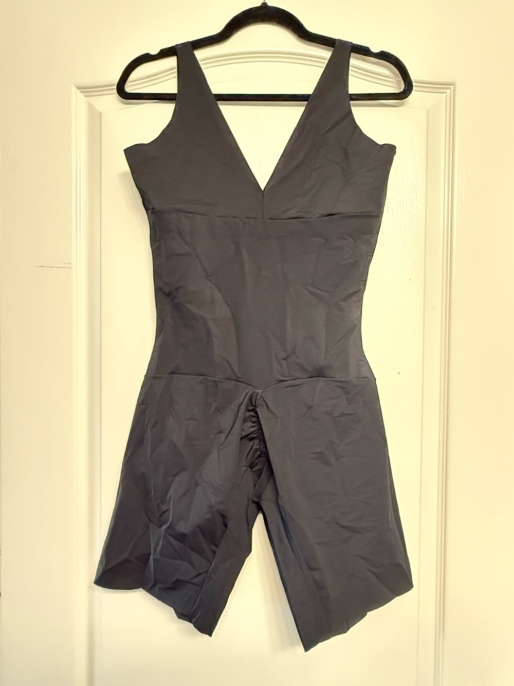 Leonisa XL Black Shapewear Romper Shorts Booty Scrunch Sculpting - Picture 4 of 9